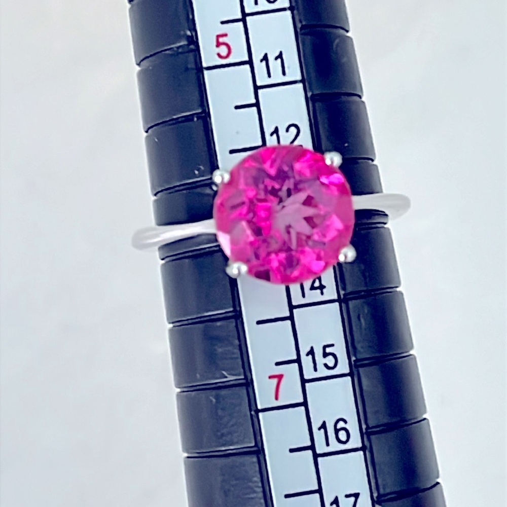 Elegant Pink Gemstone Silver Ring